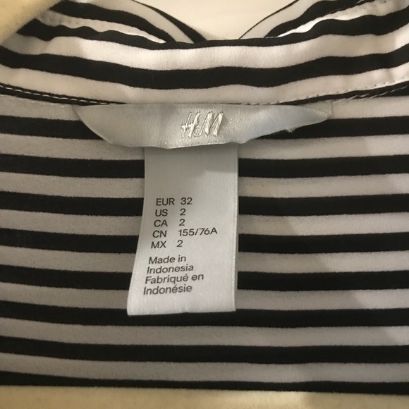 H&M Black and White Striped Button-up Blouse - Picture 3 of 3